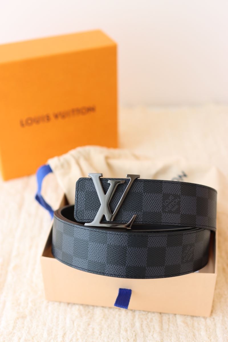 l0vis Vvtt0n belts